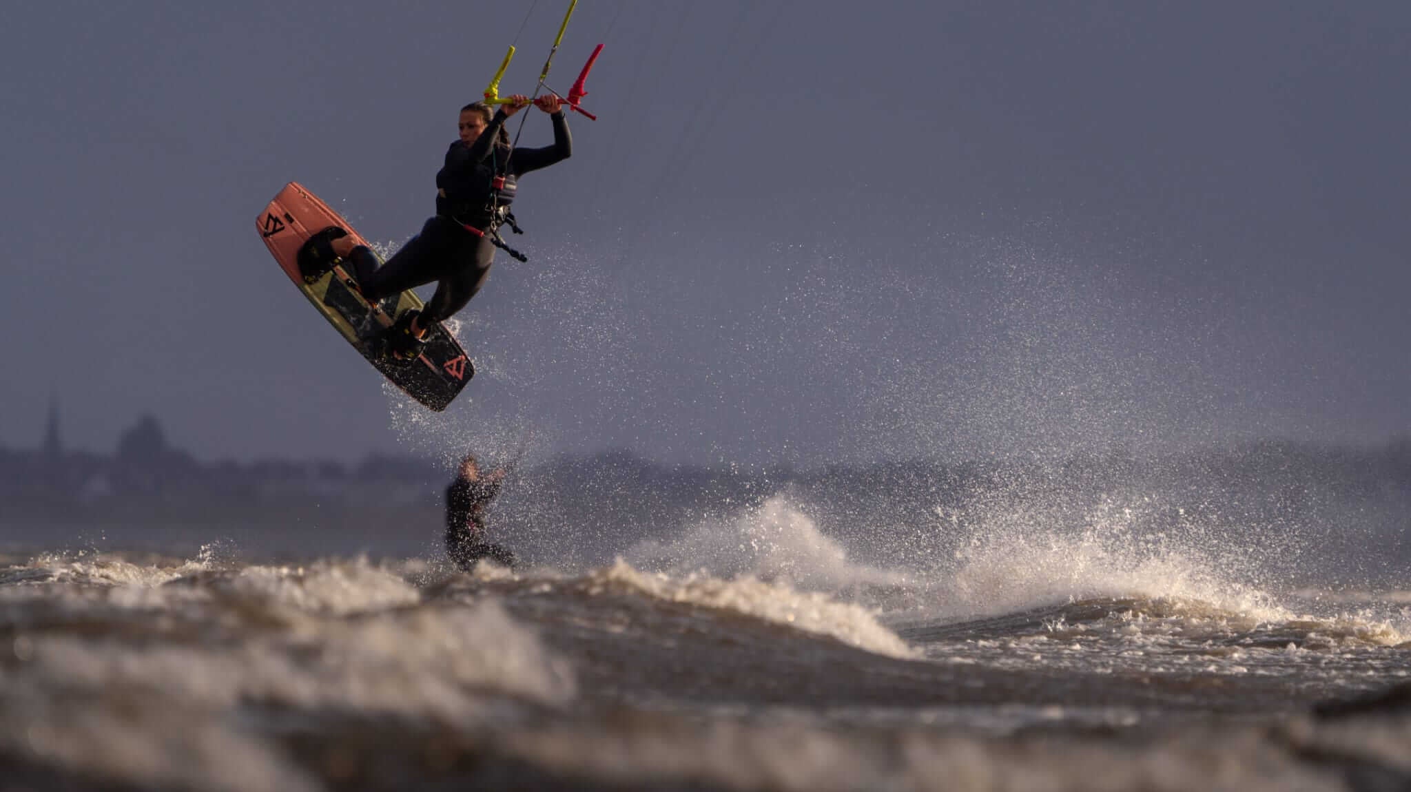 Guide to Kitesurfing in Winter in the UK