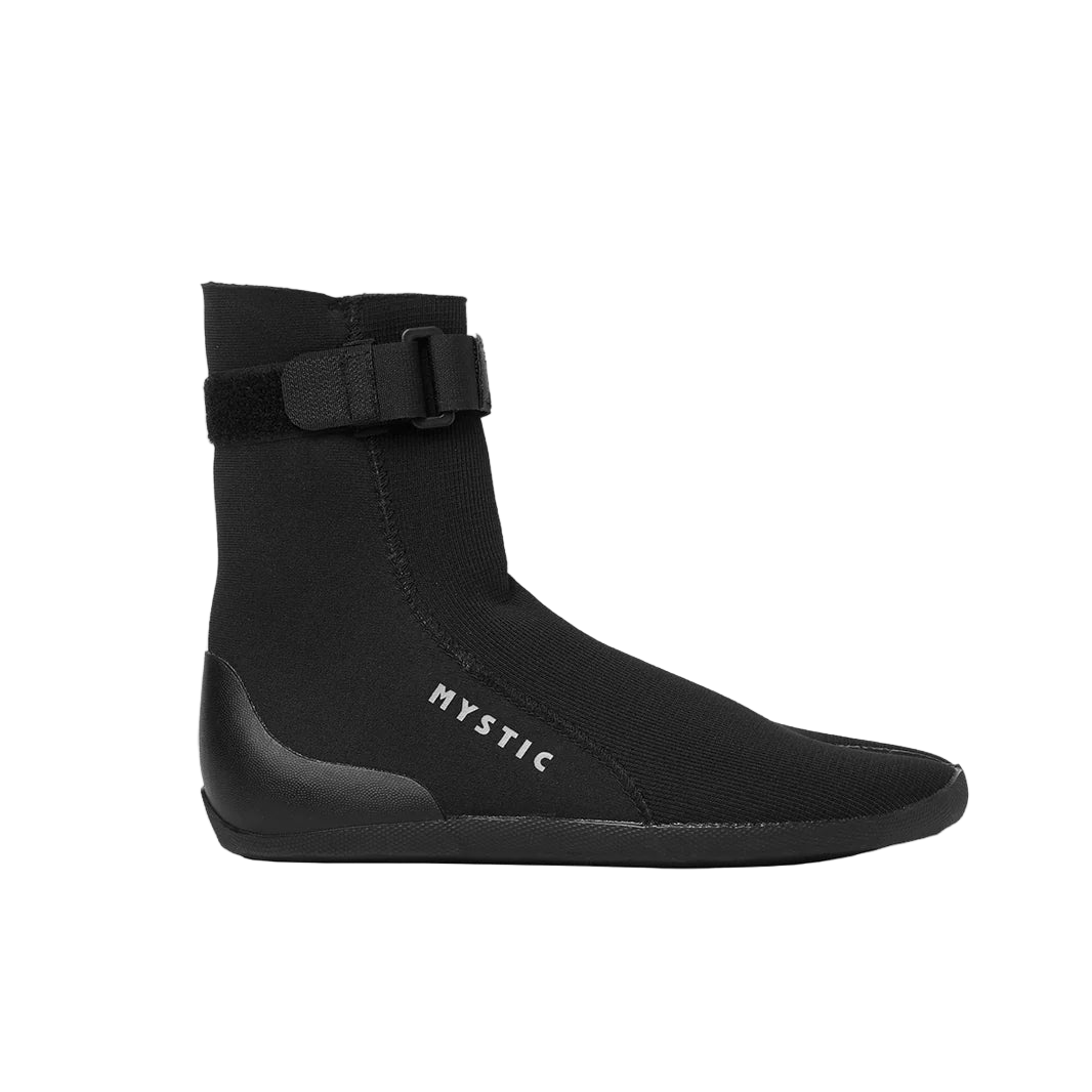 black neoprene boot from mystic