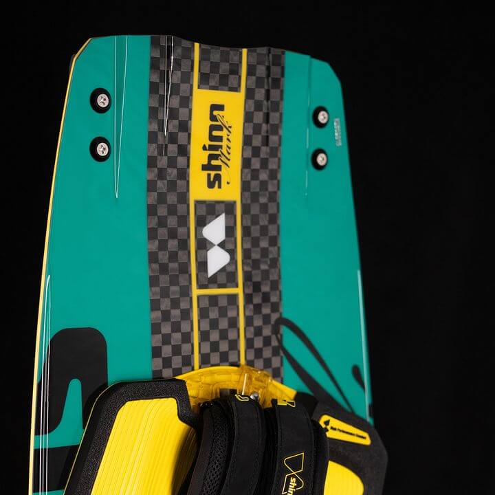Shinn Dalton Kiteboard 2025 – Freestyle & Freeride Power top view with vibrant green and black design.