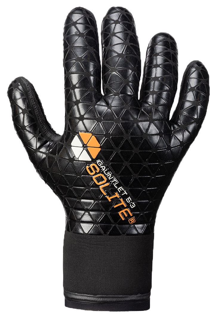 5:3 Gauntlet Wetsuit Gloves with textured grip and flexible fit for enhanced warmth in cold water.