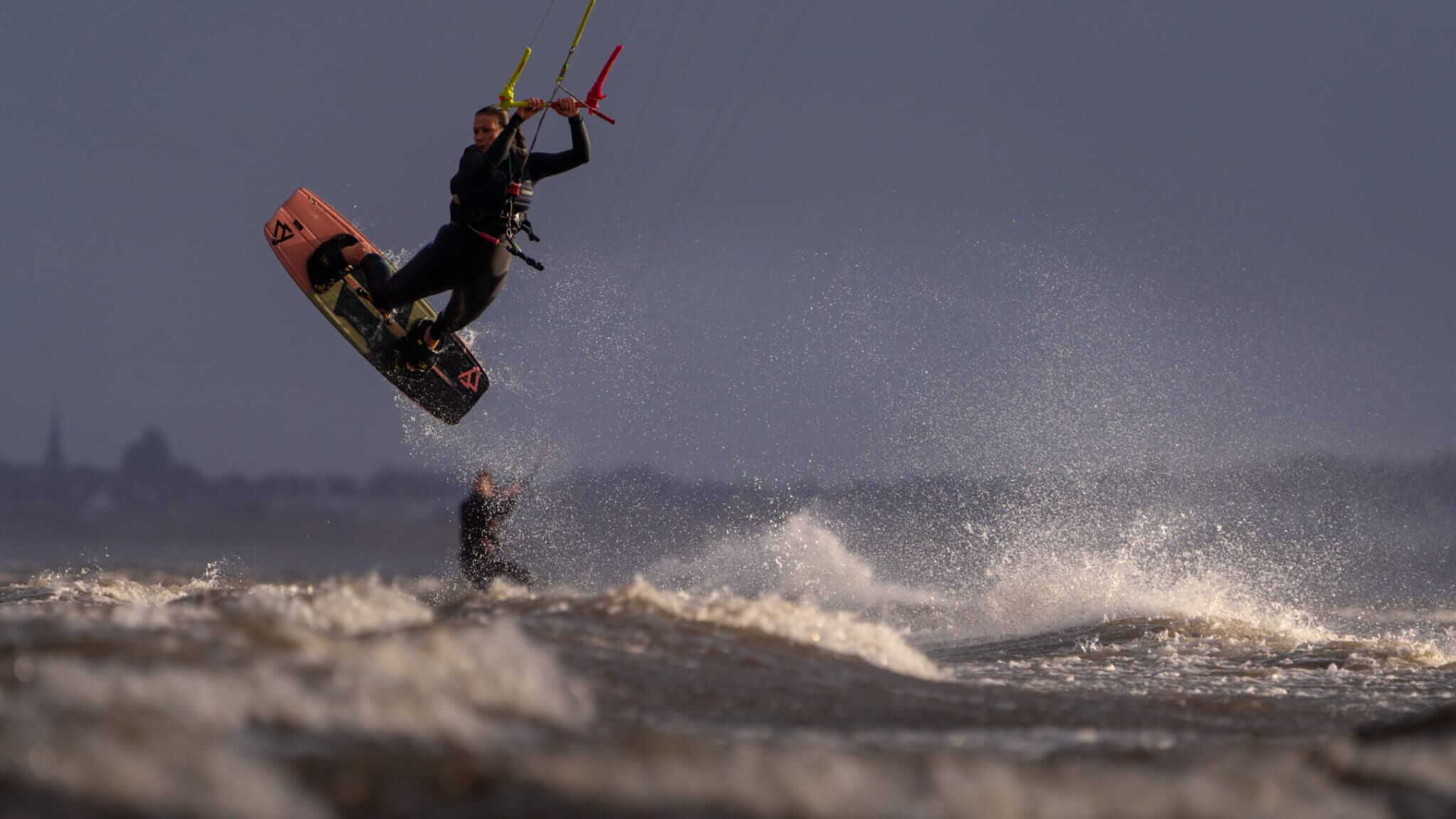 Guide to Kitesurfing in Winter in the UK