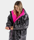 dryrobe in black camo pink