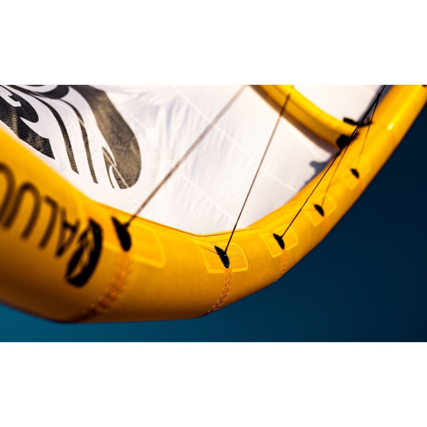 Cabrinha 04 Moto X Design Works Kite