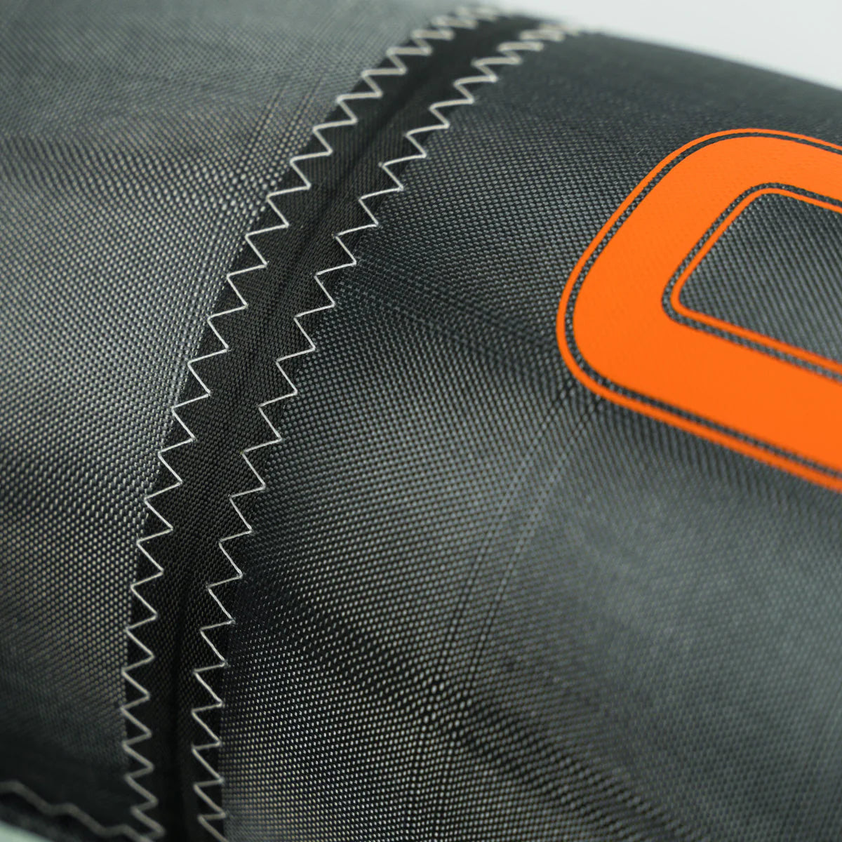 Alpha V3 Ultra-X Single Strut Kite - OZONE