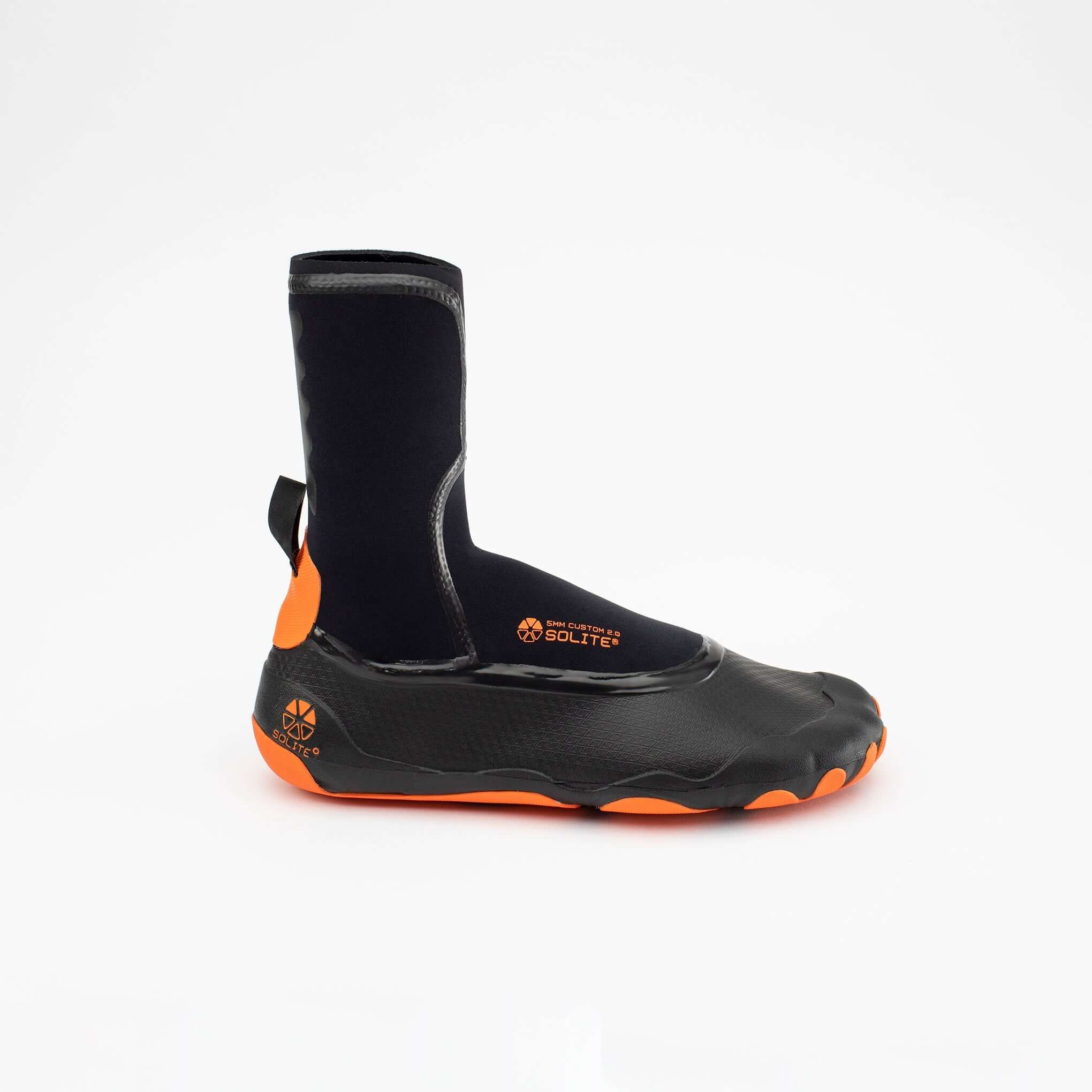 SOLITE - 5mm Custom 2.0 Watersport Boots, black and orange color, ideal for water sports, designed for comfort and fit.